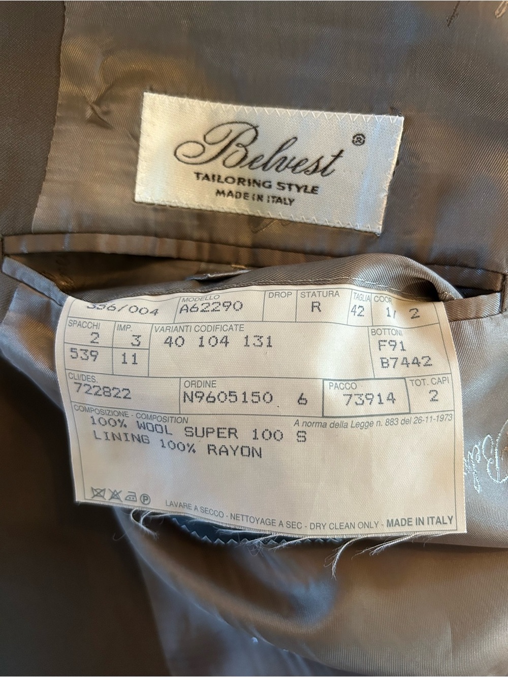 Classic Double-Breasted Brown Men's Jacket and Vest - Picture 6 of 16